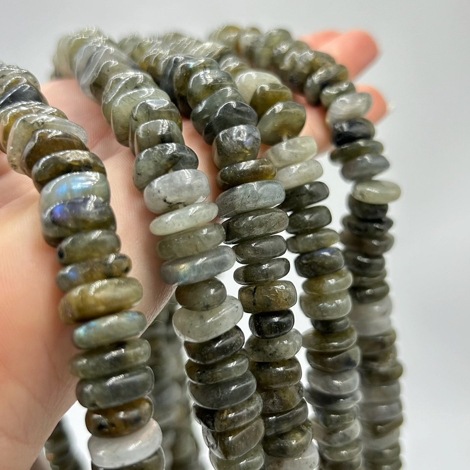Бусины лабрадорит средний размер 5*11мм натуральный камень