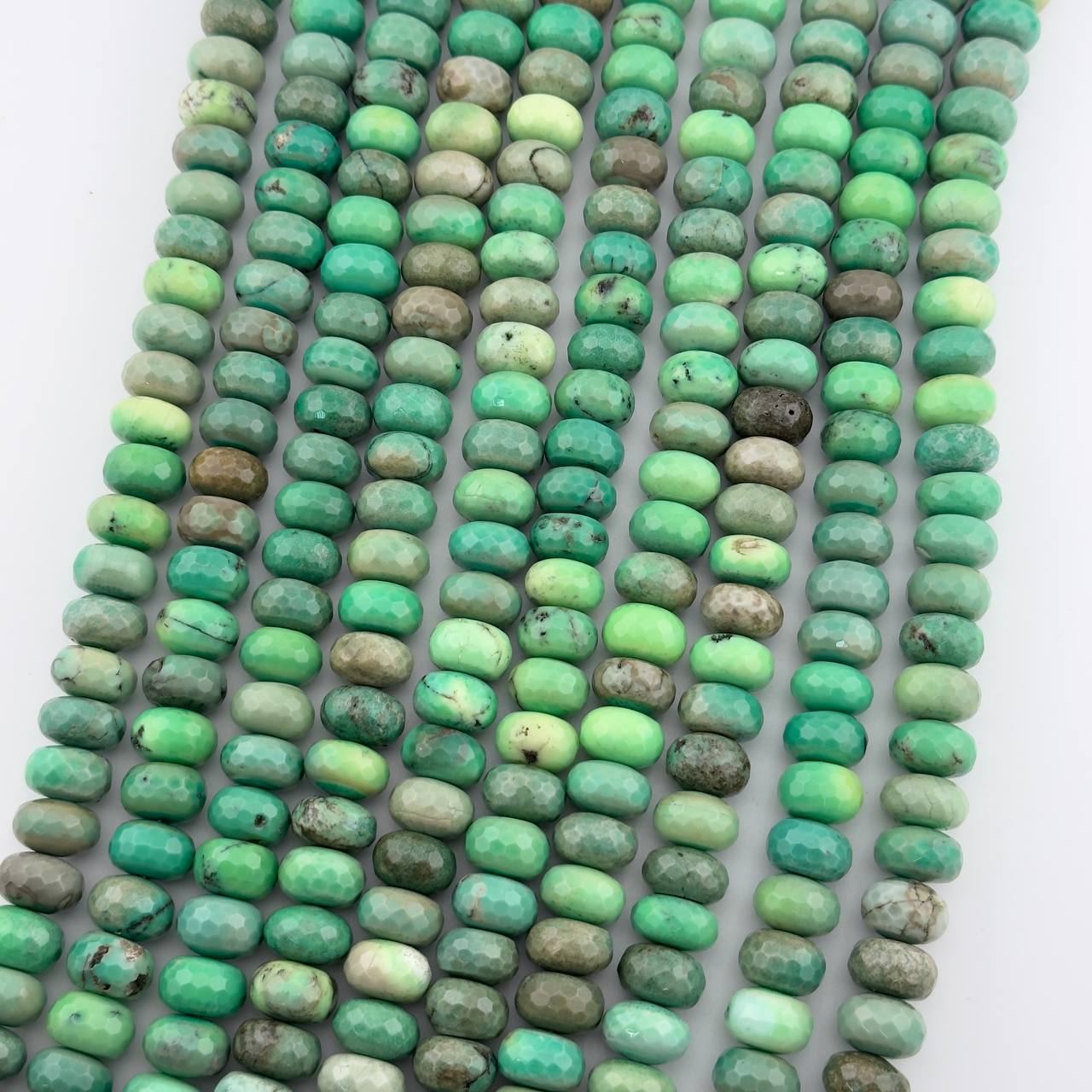 Хризопраз размер 14*18мм натуральные бусины