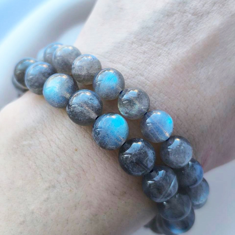 Браслет из Лабрадорита диаметр бусин 8мм и 10мм длина изделия 19см